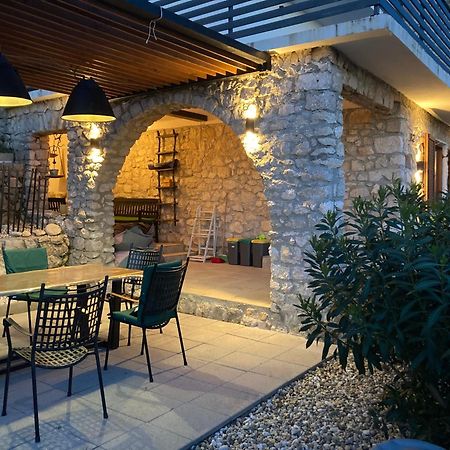 Villa Kuca Za Odmor Baya à Stara Baška Extérieur photo