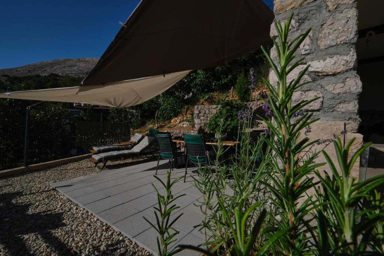 Villa Kuca Za Odmor Baya à Stara Baška Extérieur photo