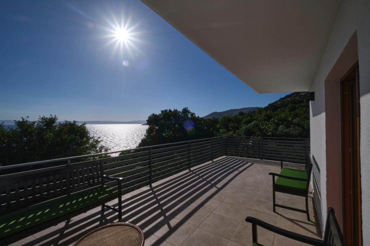 Villa Kuca Za Odmor Baya à Stara Baška Extérieur photo
