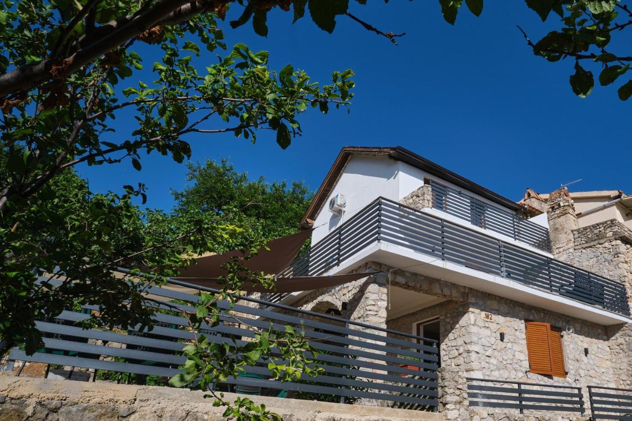 Villa Kuca Za Odmor Baya à Stara Baška Extérieur photo