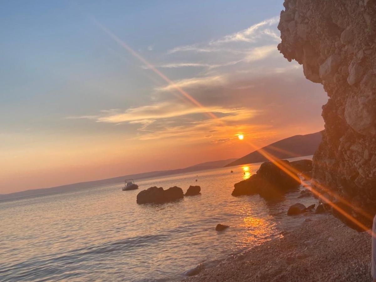 Villa Kuca Za Odmor Baya à Stara Baška Extérieur photo