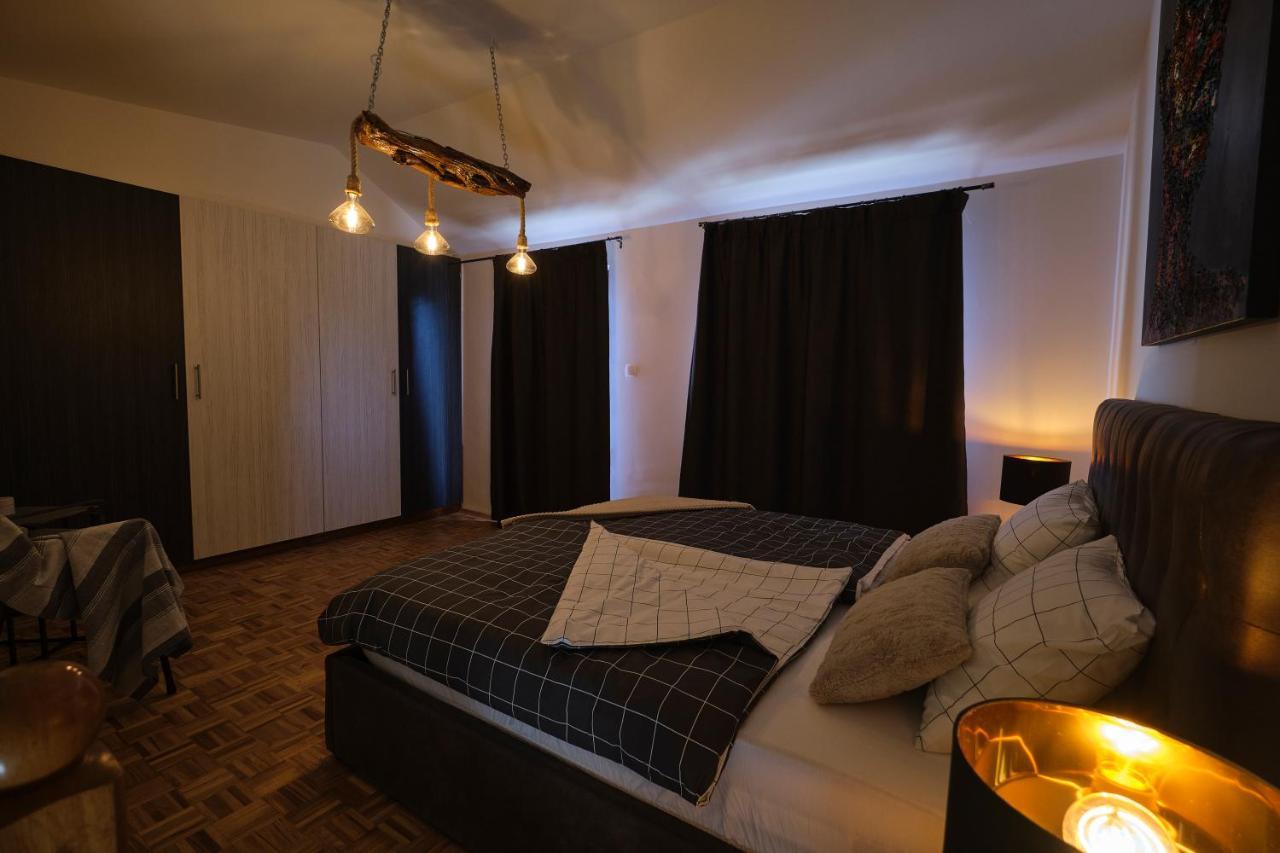 Villa Kuca Za Odmor Baya à Stara Baška Extérieur photo