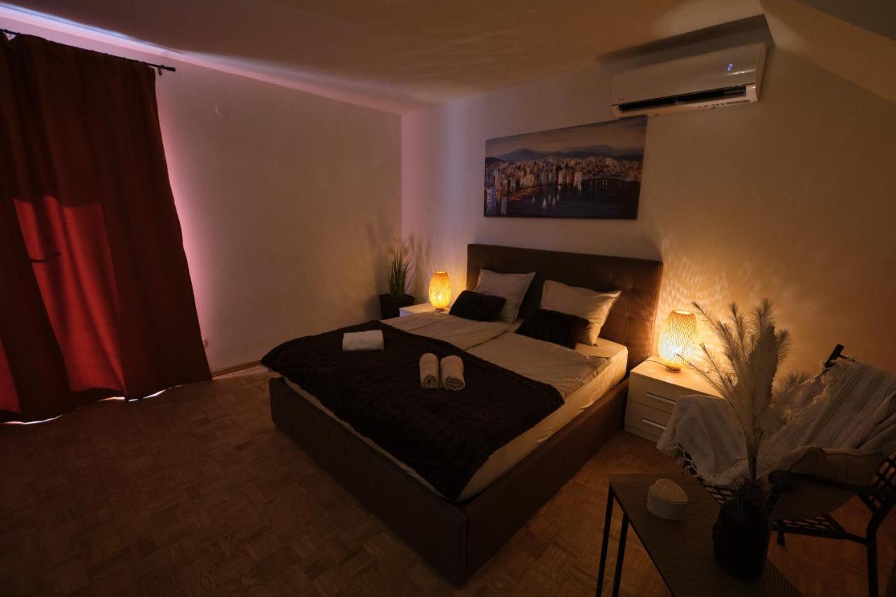 Villa Kuca Za Odmor Baya à Stara Baška Extérieur photo