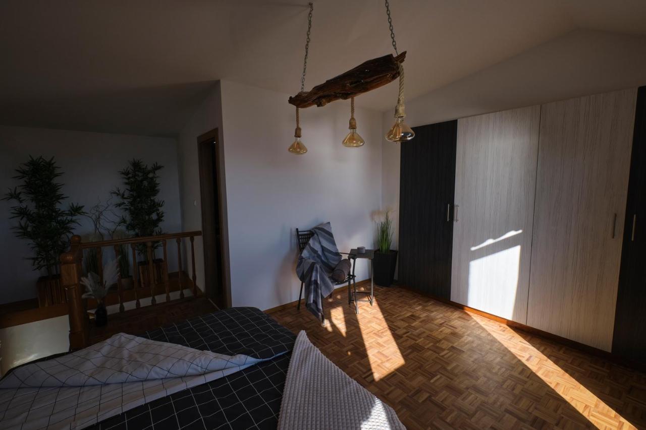 Villa Kuca Za Odmor Baya à Stara Baška Extérieur photo