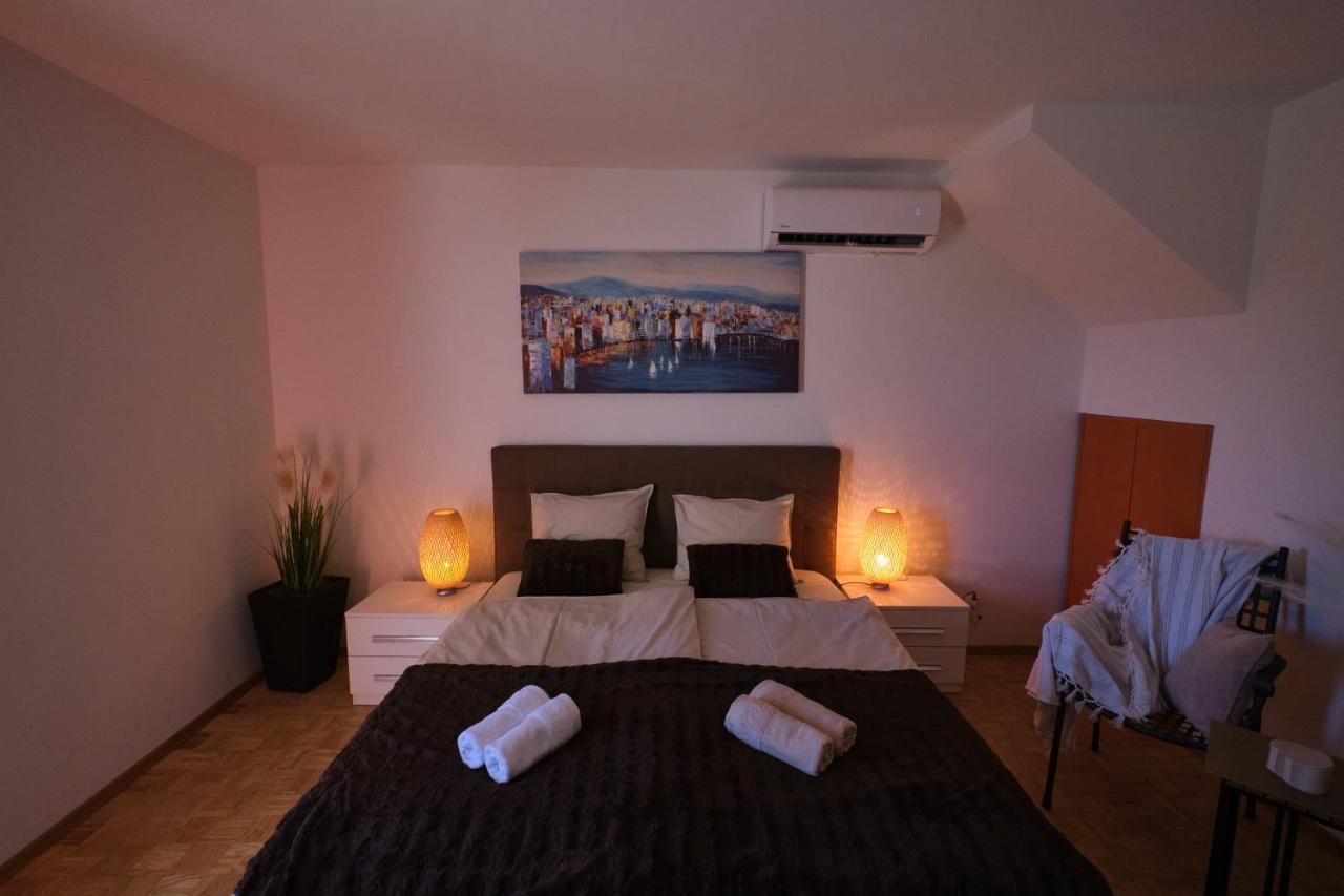 Villa Kuca Za Odmor Baya à Stara Baška Extérieur photo