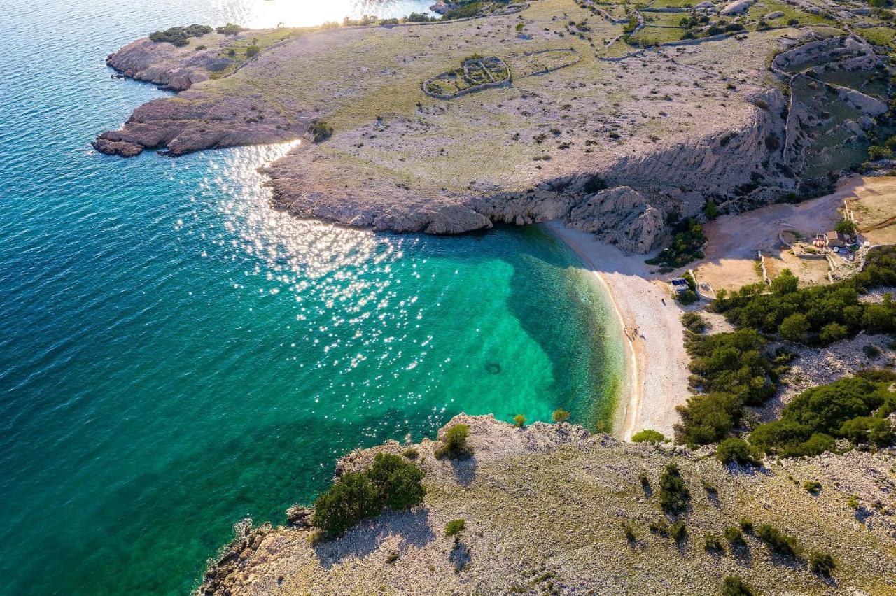 Villa Kuca Za Odmor Baya à Stara Baška Extérieur photo