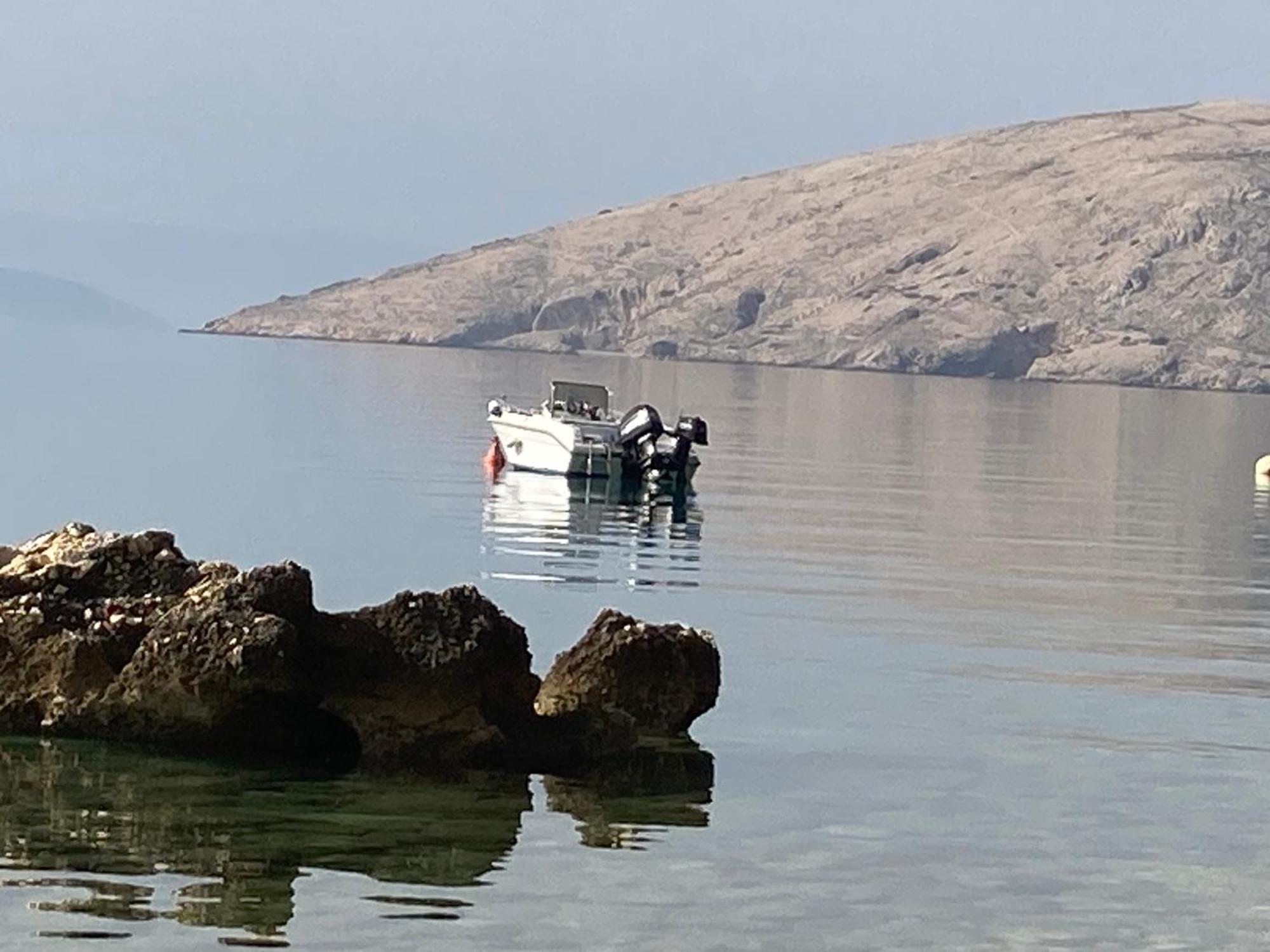 Villa Kuca Za Odmor Baya à Stara Baška Extérieur photo
