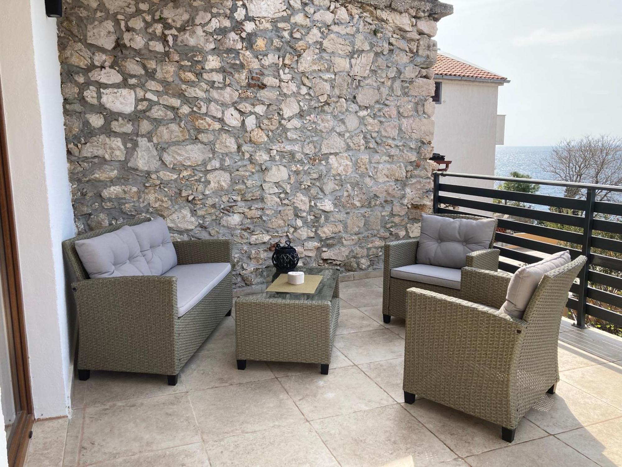 Villa Kuca Za Odmor Baya à Stara Baška Extérieur photo